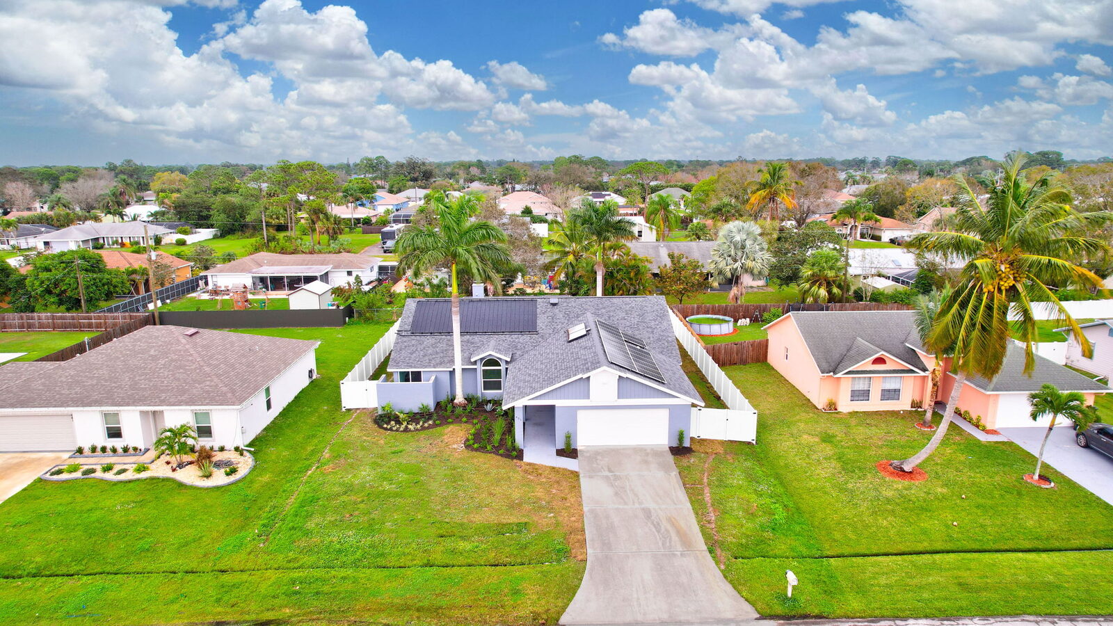Single family home with pool, Port St. Lucie, FL